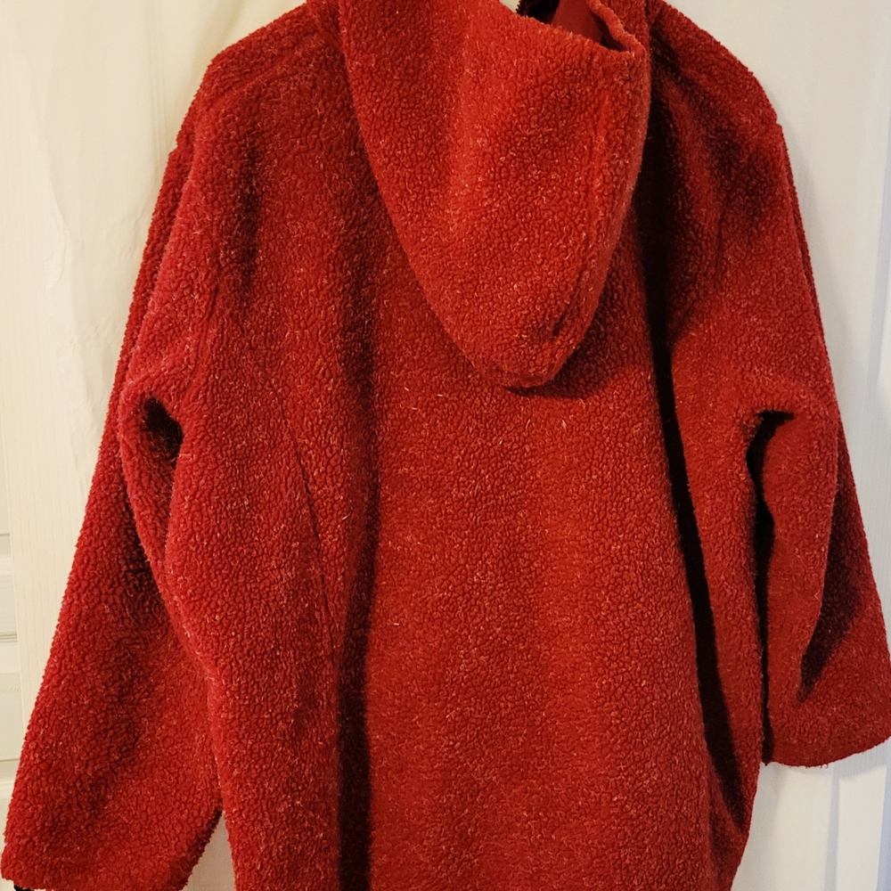 Plus Size Red Shepra Coat With Gray - Picture 2 of 4